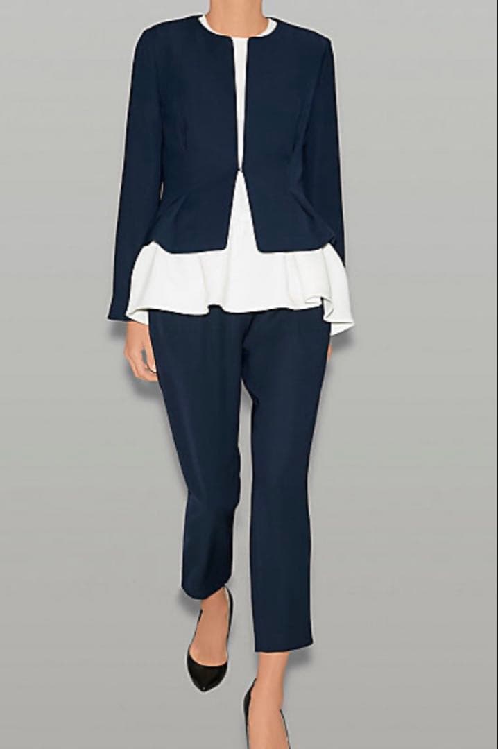 【美品】ヨーコチャン　ピンクベージュ　ジャケット　36サイズ