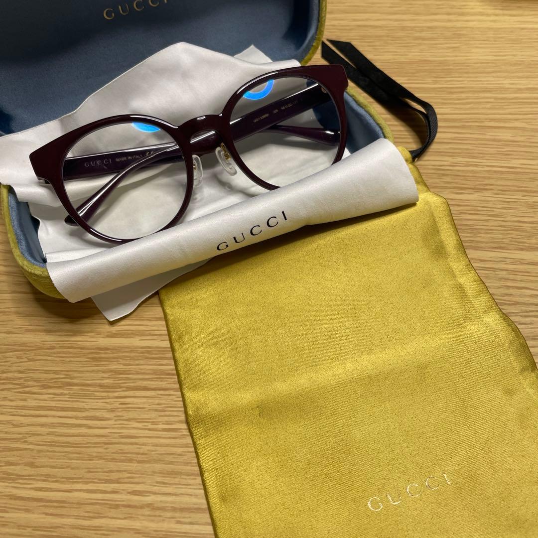 GUCCI ワインレッド サングラス キャットアイ　シニアグラス