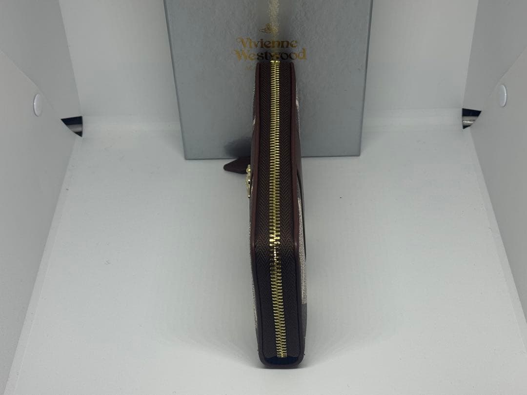 【新品未使用】Vivienne Westwood チェック柄長財布