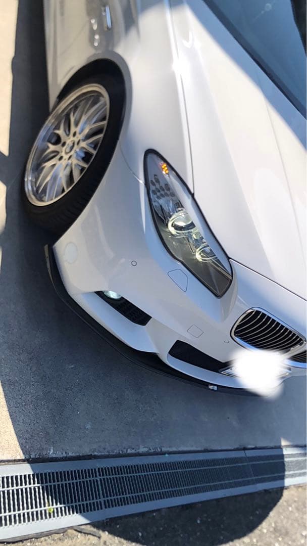 BMW f10 フロントリップ　カーボン