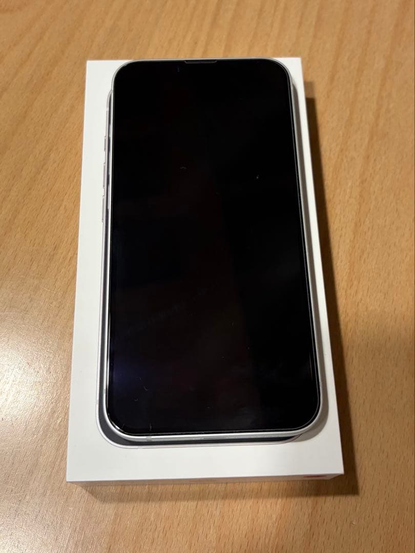【美品】iPhone16e 128GB ホワイト SIMフリー eSIM
