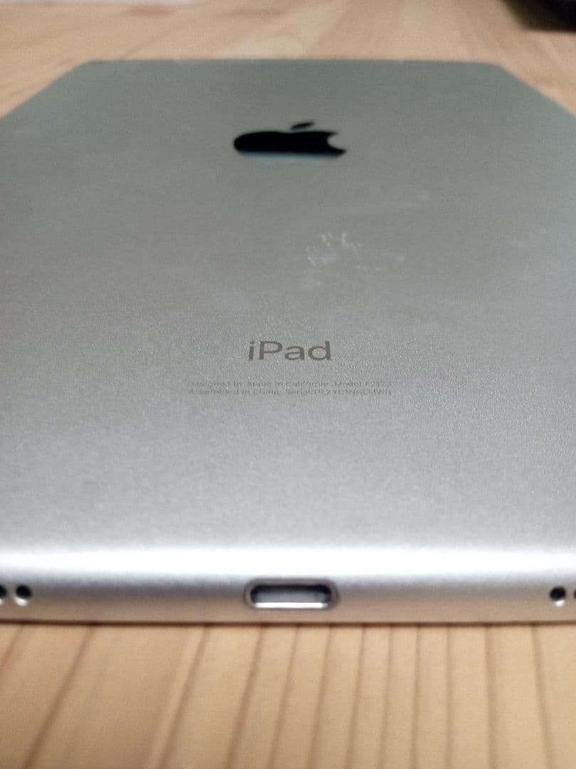 iPad Air 第3世代 64GB シルバー 本体 充電ケーブル付き