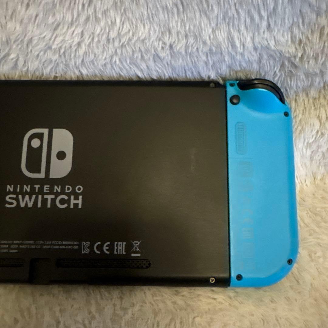 Nintendo Swith 本体