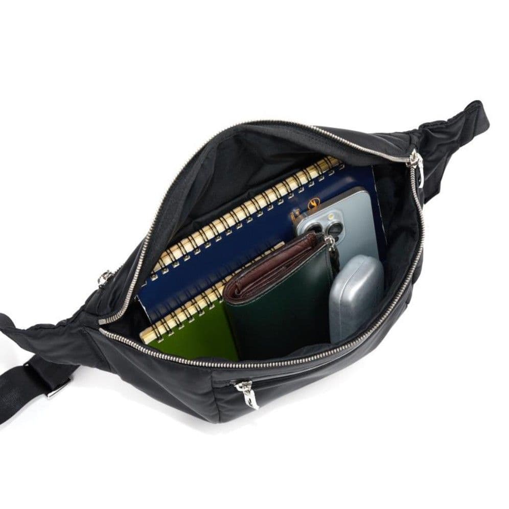 早い者勝ち！【PELLE MORBIDA ショルダーバッグ】