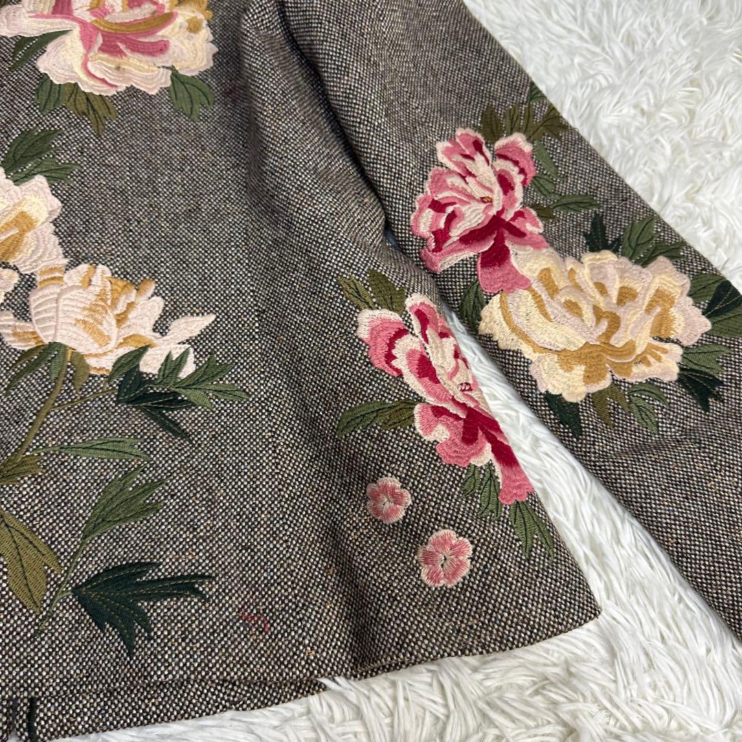 natural 様用希少 シンクビー 花柄刺繍 テーラージャケット グレー系