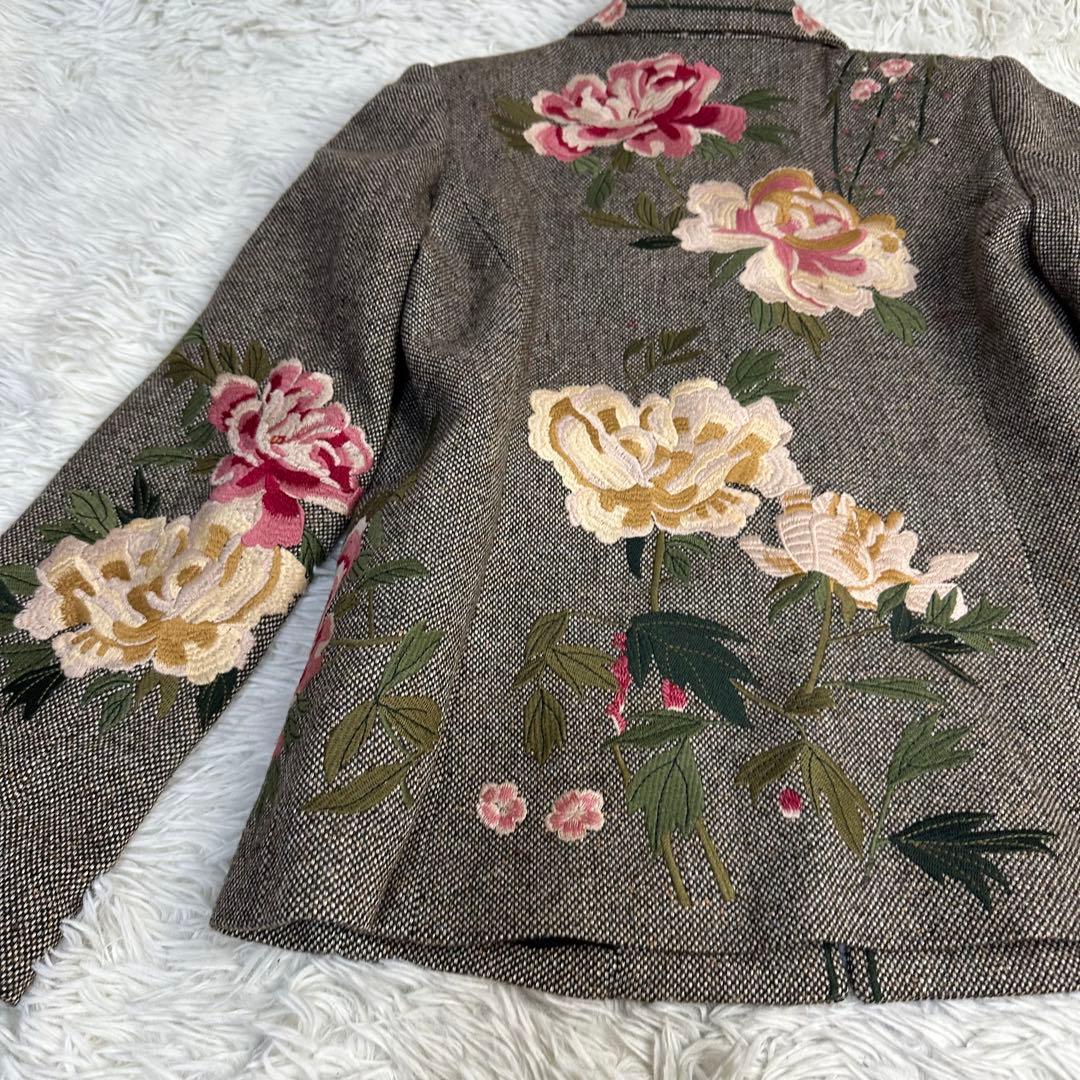 natural 様用希少 シンクビー 花柄刺繍 テーラージャケット グレー系