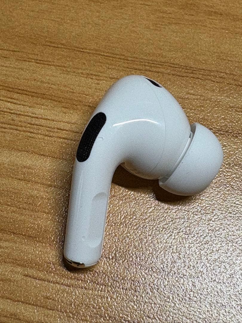 AirPods Pro2本体と充電ケース(USB-C)