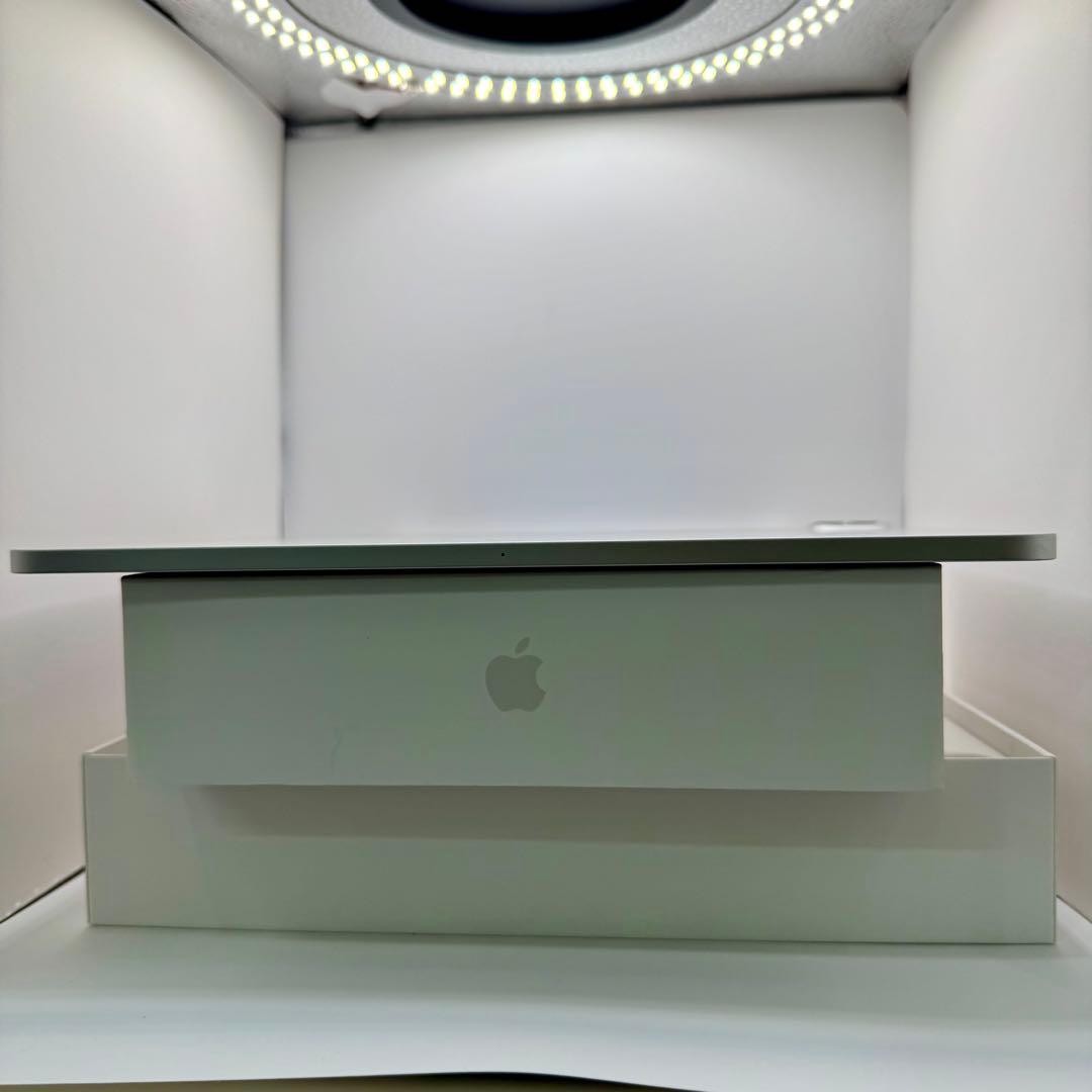 iPad Pro 11インチ 第4世代 128GB シルバー (M2チップ)