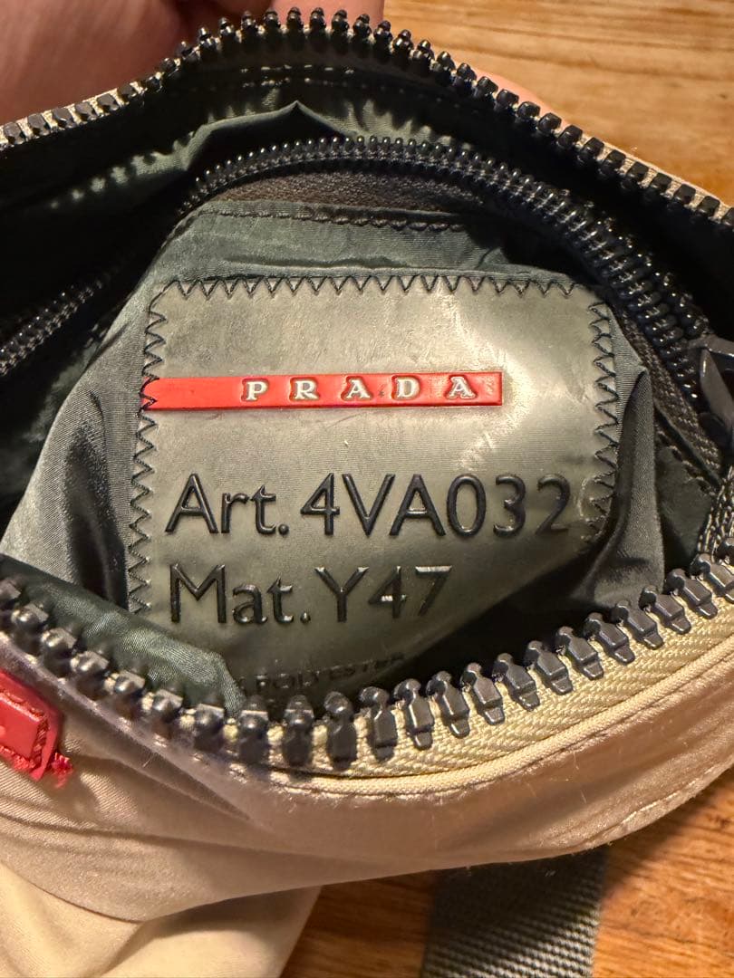 PRADA 4VA032 SPORTS (サコッシュ)