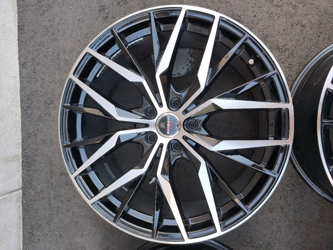 【超美品】ロクサーニ マルチフォルケッタTR5 20インチ 2本