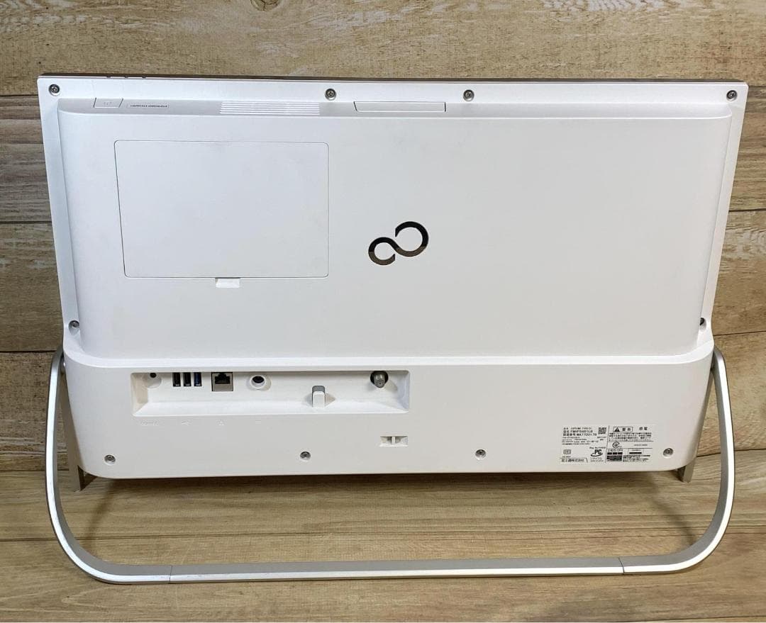 大容量SSD+3.0TB/Win11/テレビ/23型/ESPRIMO FH56/