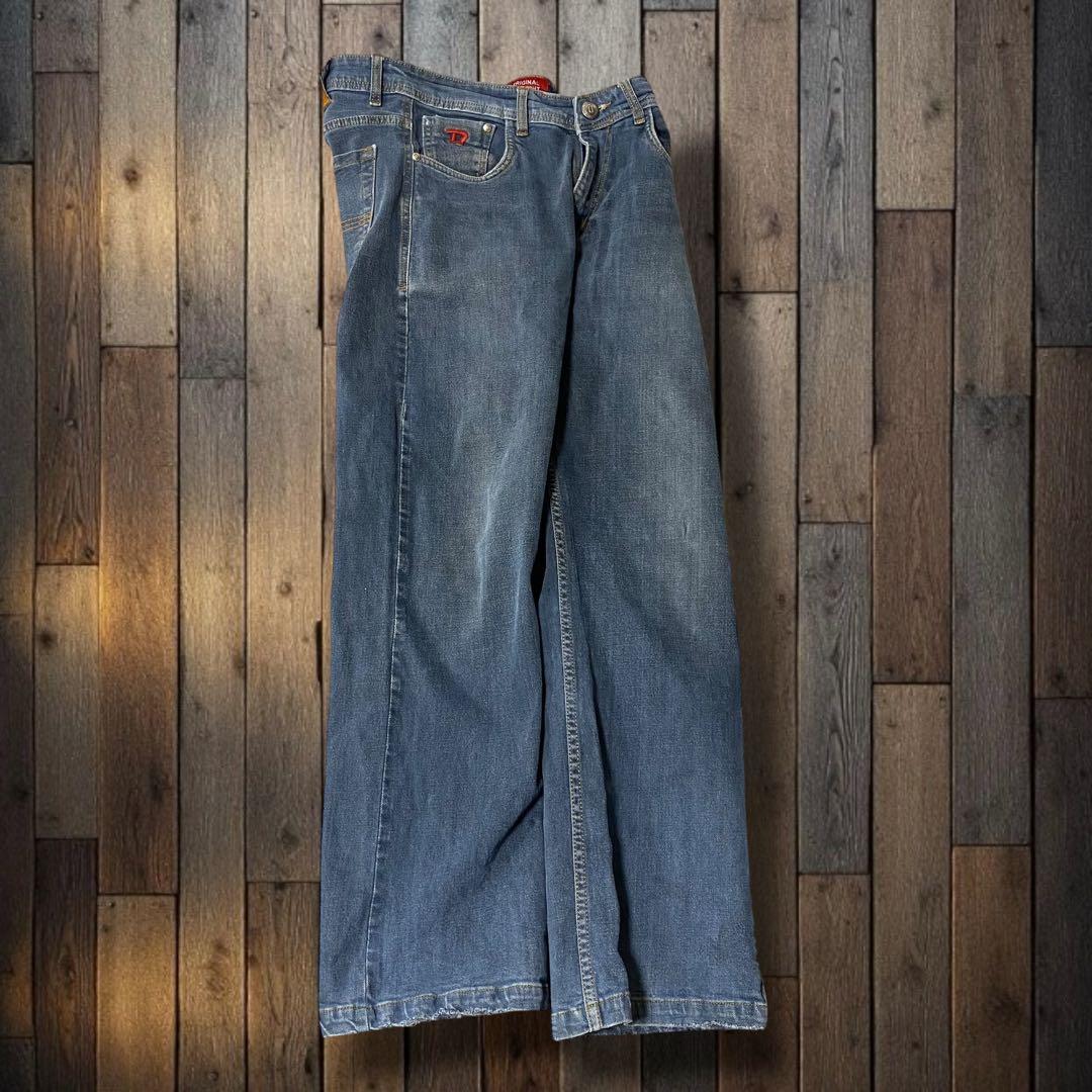 て*ら様 DIESEL ディーゼル ストレートデニム ジーンズW32総丈98cm
