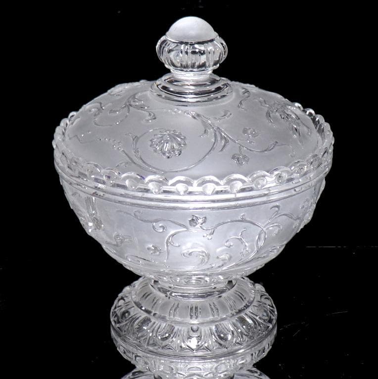 オールド・バカラ 美術館級 ジャポニスム 大型 蓋物 フロスト加工 小物入れ