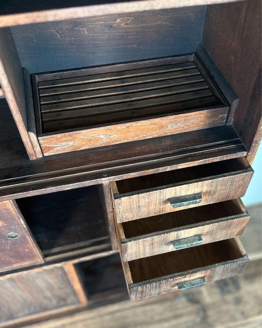 昭和初期 古家具 木製収納棚 食器棚 修理前 現状渡し リメイクベース