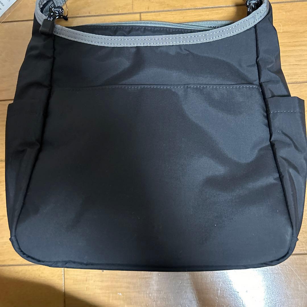 レクサス　ラウンドバック新品