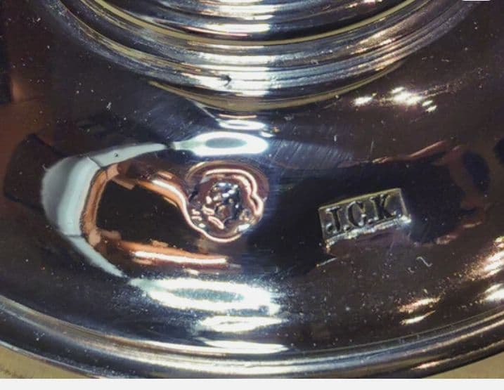 ラ*ズ様 純銀製420グラム　最高級アンティーク花瓶　刻印あり