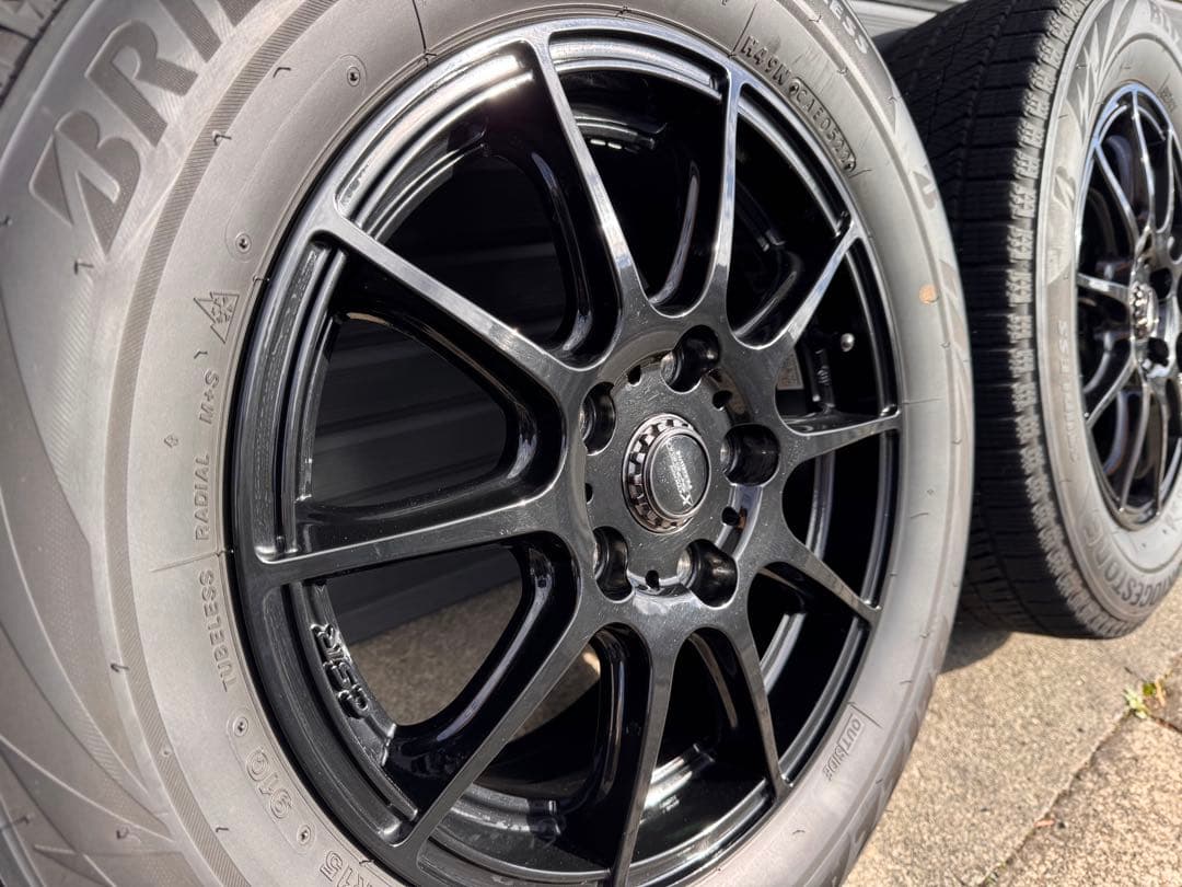 15インチ スタッドレスホイールセット ブリザックVRX2（80ノアヴォクシー）