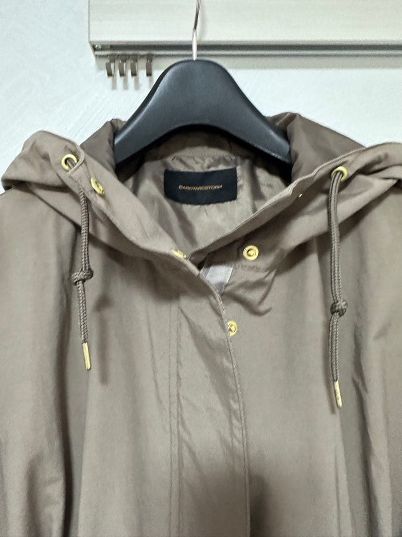 バンヤードストーム　ベージュ フード付き モッズコート