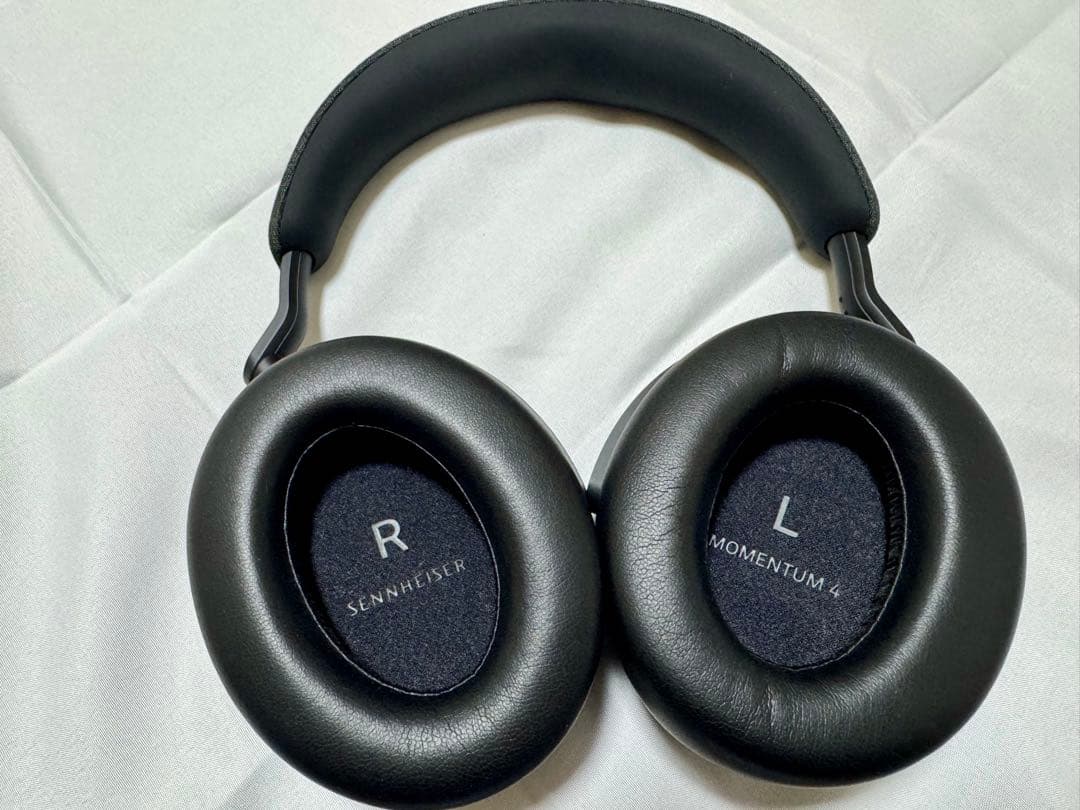 ヘッドホン Sennheiser MOMENTUM 4 Wireless