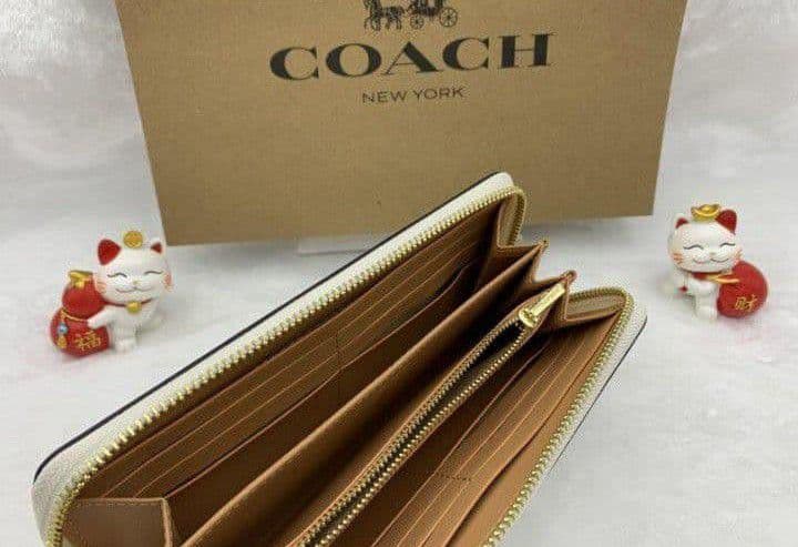 新品未使用コーチ長財布ホワイトアコーディオンレディースメンズ送料無料即日発送