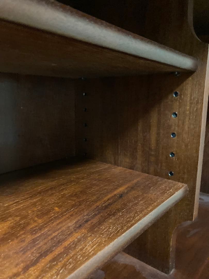 ななえリビングボード　キャビネット　食器棚　昭和レトロ　アンティーク　中古