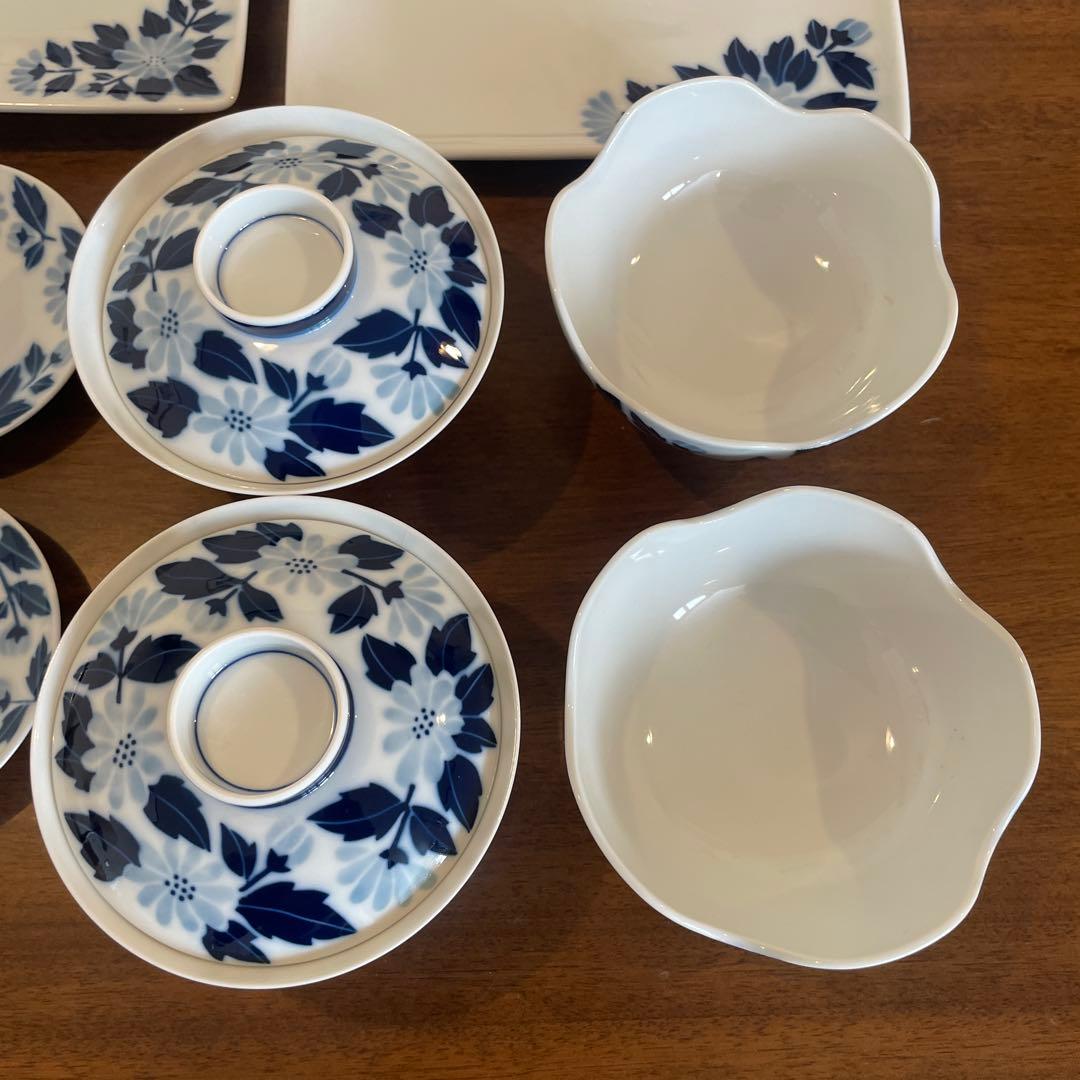 白山陶器　青い花柄の食器セット ２客×６点セット