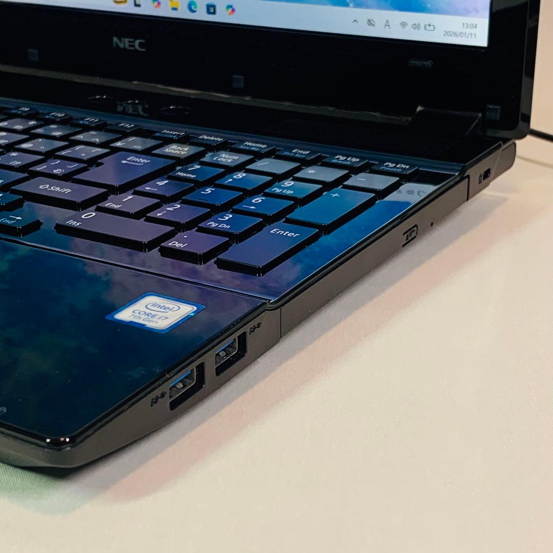 Core i7✨7500U✨7世代✨SSD250GB✨オフィス✨ノートパソコン