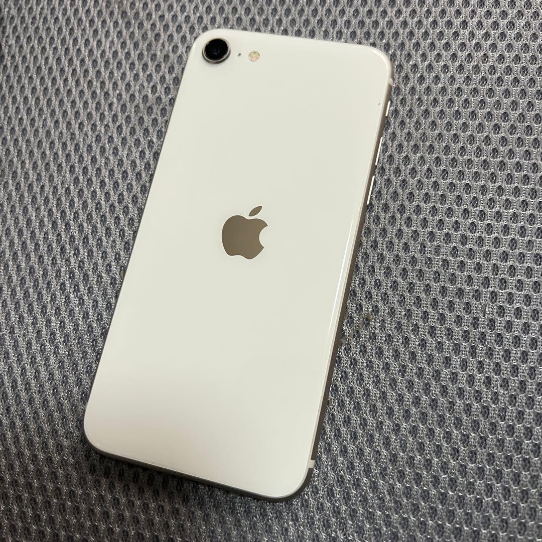 Apple iPhone SE (第3世代) 64GB スターライト