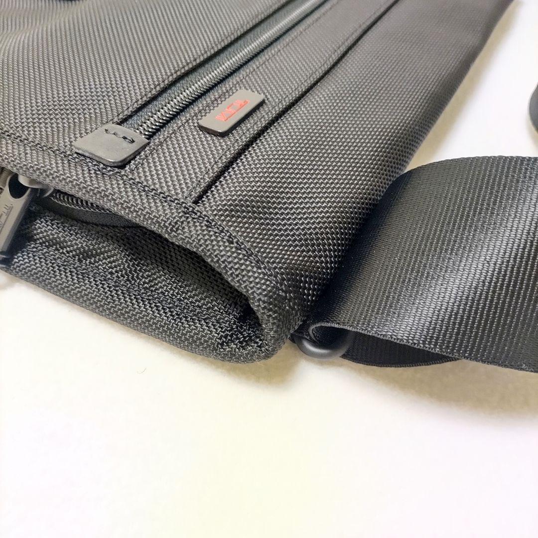 TUMI 22105DH Alpha ショルダーバッグ ボディバッグ 黒 未使用