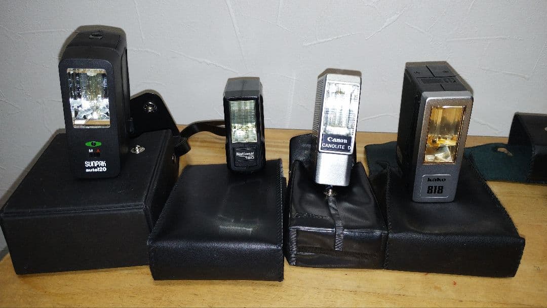 フィルムカメラ　フラッシュ　レンズ等まとめ売り