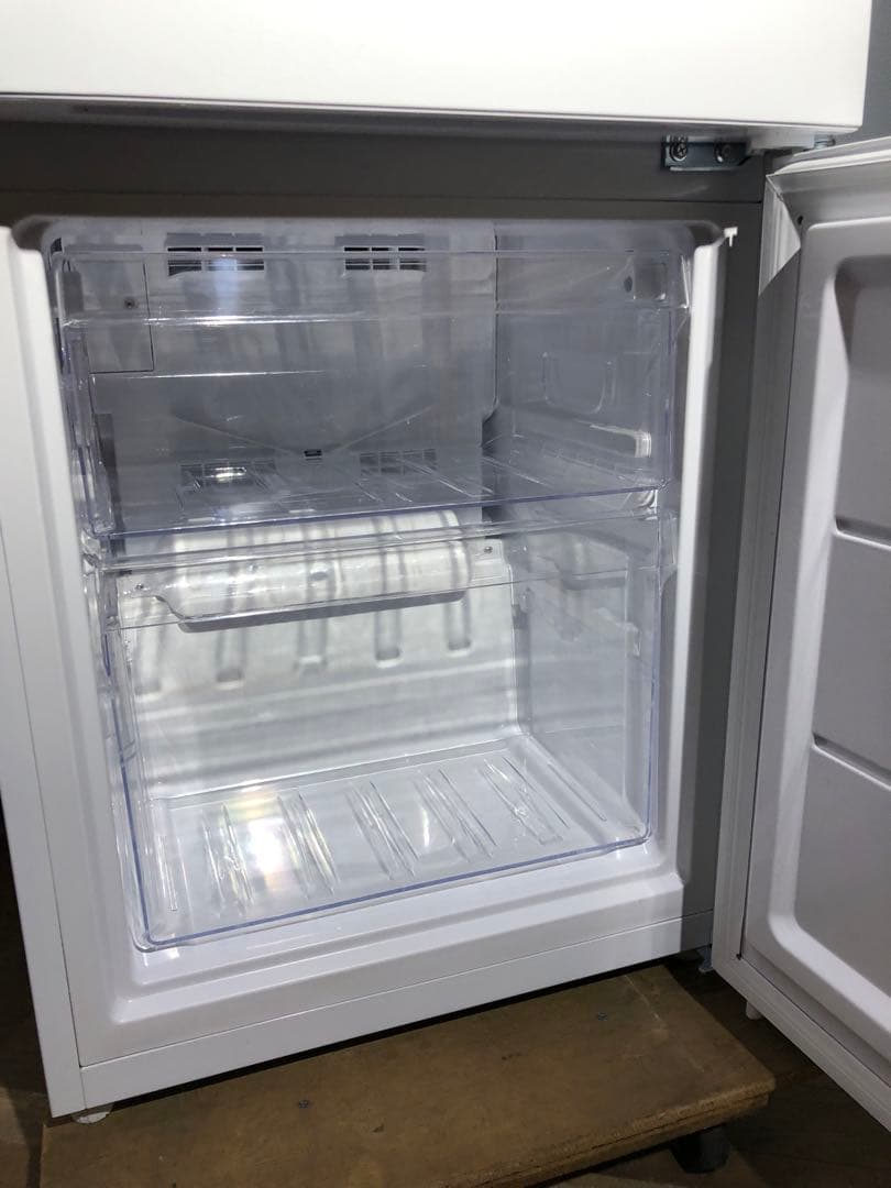 使用1か月！ハイアール　2ドア冷蔵庫2024年　JRーNF121B