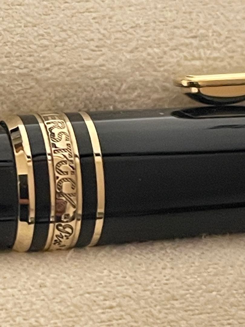 ‼️限定品‼️モンブラン ユニセフボールペン‼️サファイア‼️化粧箱サービスガイド付属