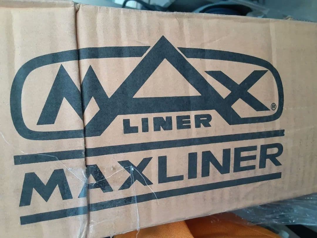限定価格！【新品・未開封】MAXLINER ブラック　ハイゼットトラック用