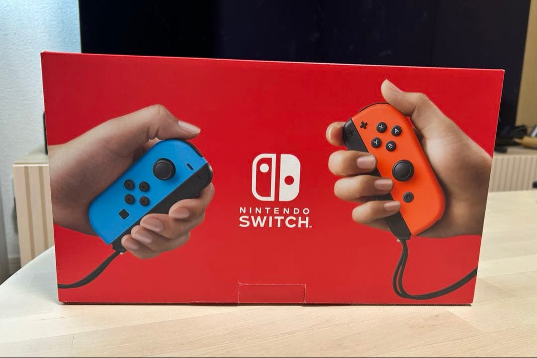 Nintendo Switch 本体 箱付属品完備 動作確認済 目立った傷なし