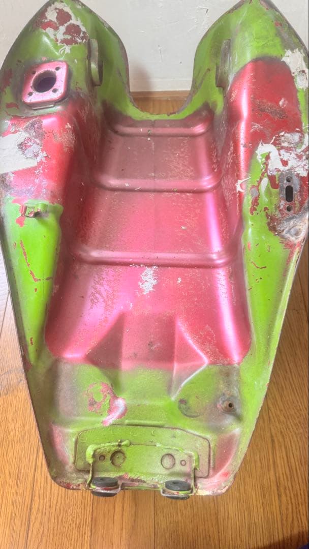 バイク用燃料タンク シルバー/グリーン