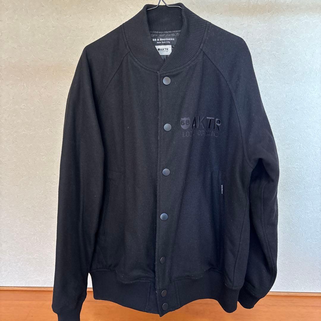 AKTR スタジャン ブラック BROOKLYN