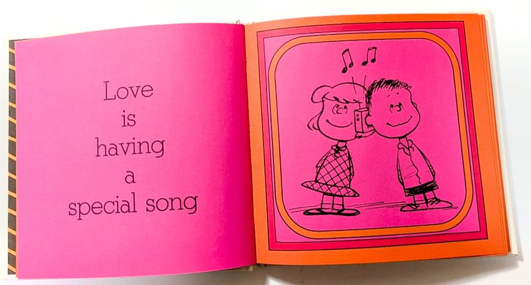 確認用◆洋書☆『Love Is Walking Hand in Hand』◆