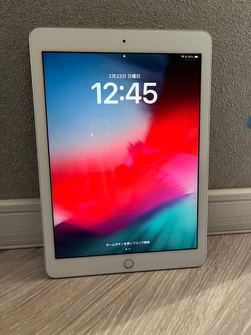 iPad 第6世代　128G シルバー