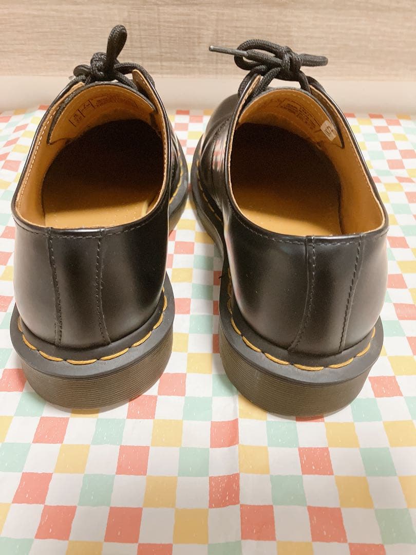 Dr. Martens, 3ホールシューズ