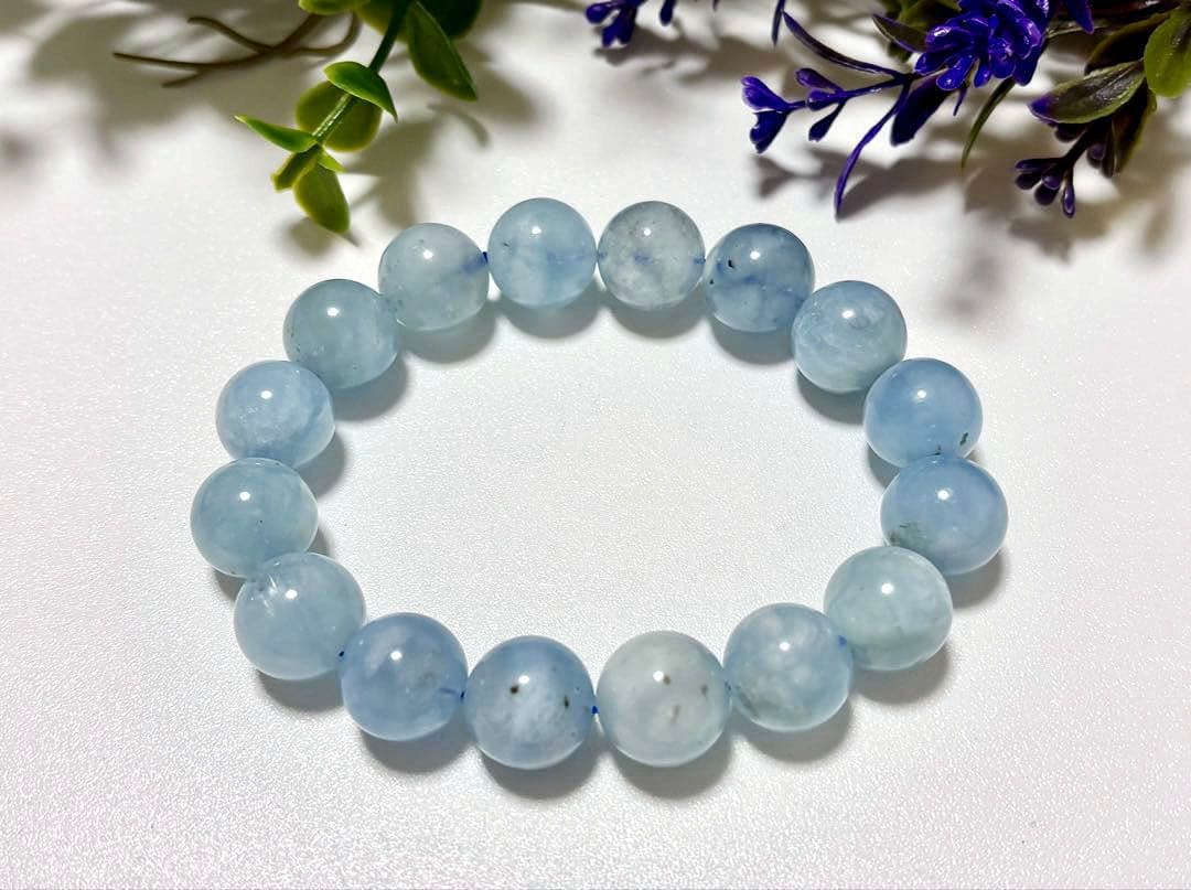 ピスタチオ　究極品質　神々が創りし青の宝石　幻のヒマラヤブルーアクアマリン