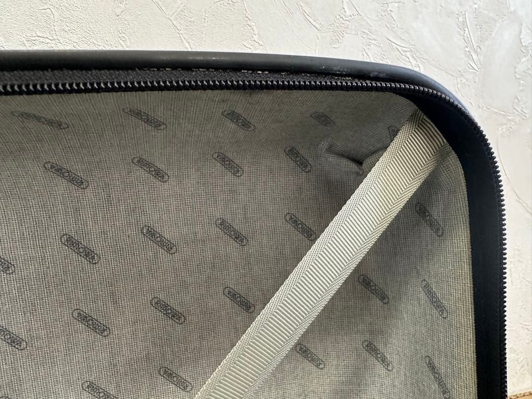 RIMOWA SALSA 104L 黒 キャリーカート ヒビありジャンク