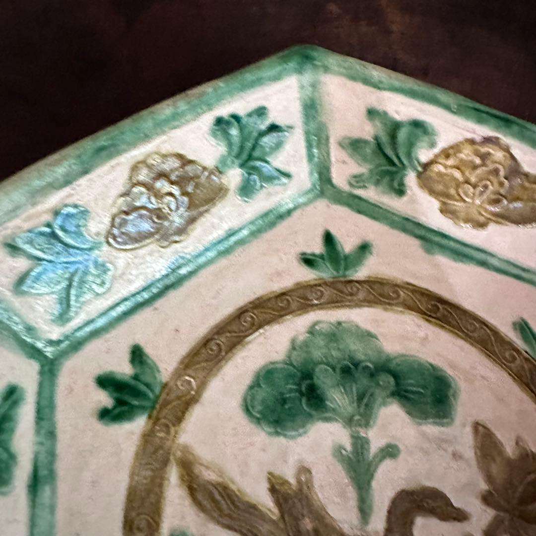 希少 遼代 三彩八角盤 清朝期 粉彩花の図 輪花台皿 中国古玩 中国美術 骨董品