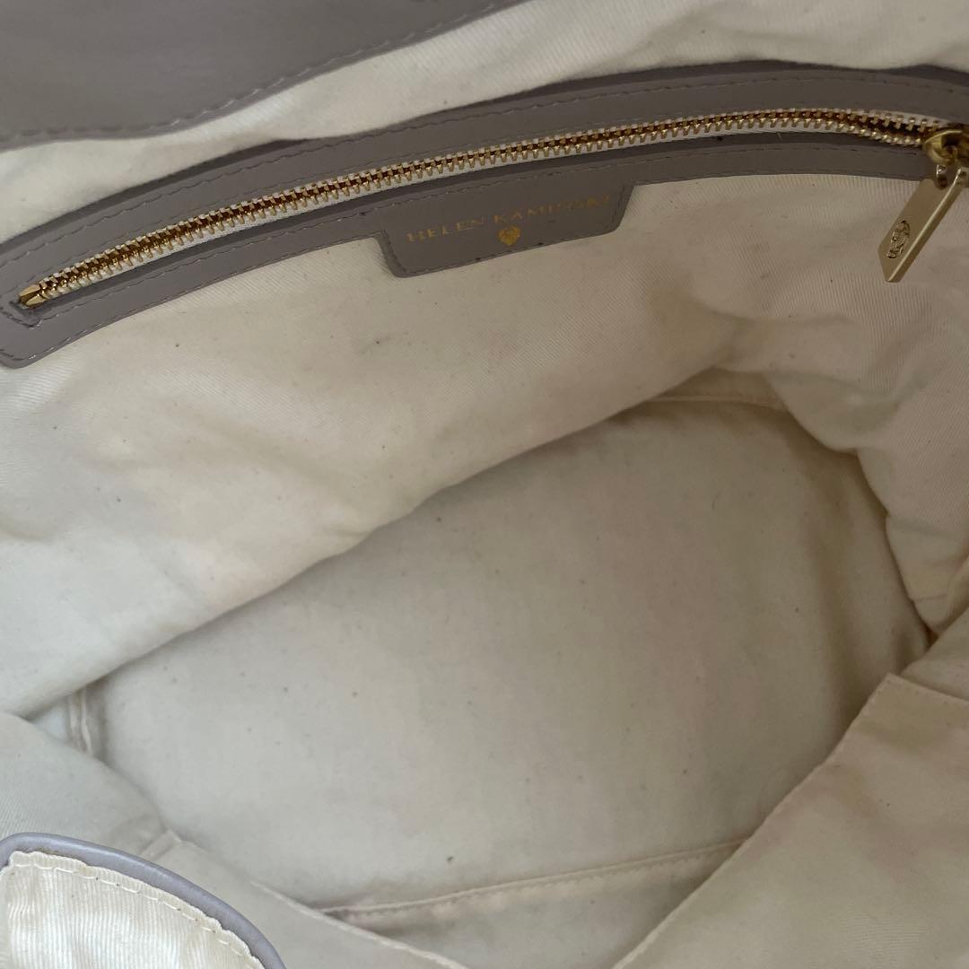 HELEN　KAMINSKI　ラフィア　レザー　グレーかごバッグ フリンジ付き