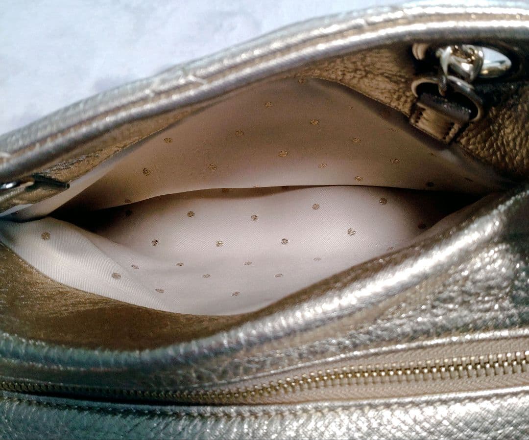kate spade メタリックゴールド キルティング チェーンバッグ
