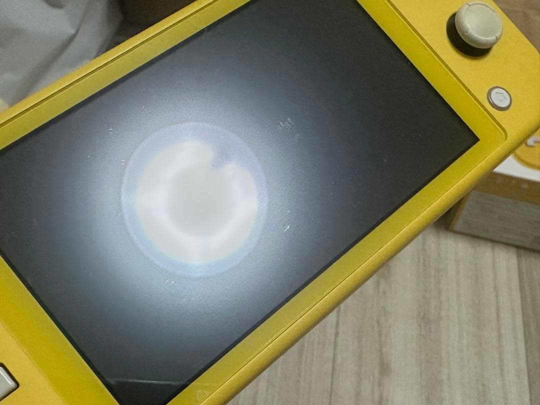 Nintendo Switchライト イエロー 本体とソフトセット