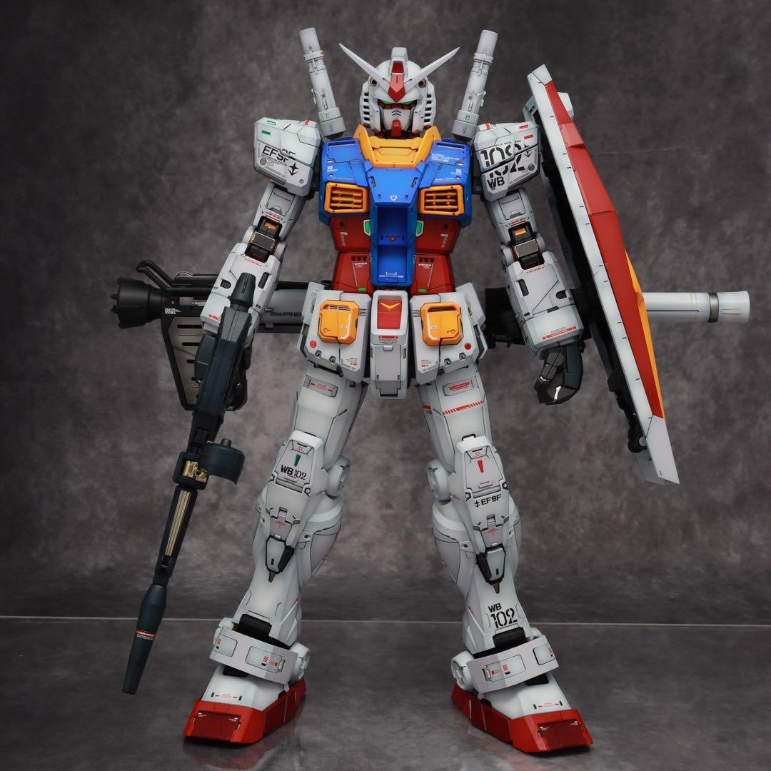 PG UNLEASHED RX-78-2 ガンダム ガンプラ 塗装済　完成品