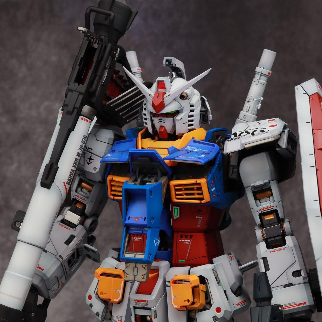 PG UNLEASHED RX-78-2 ガンダム ガンプラ 塗装済　完成品