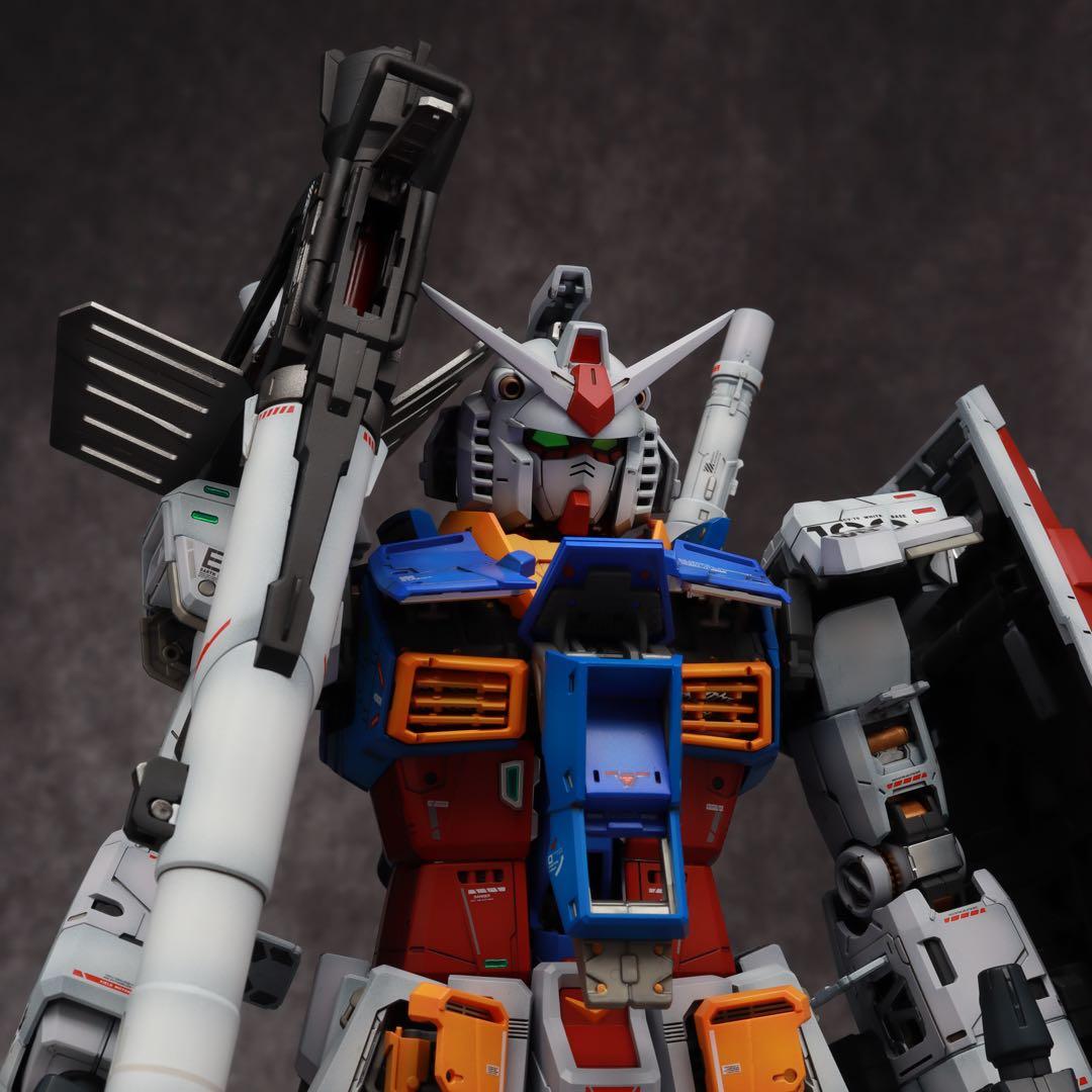 PG UNLEASHED RX-78-2 ガンダム ガンプラ 塗装済　完成品
