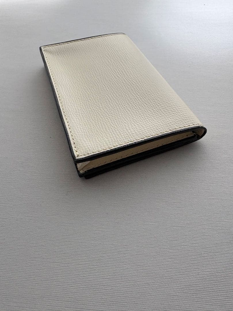 valextla 名刺ケース　ホワイト