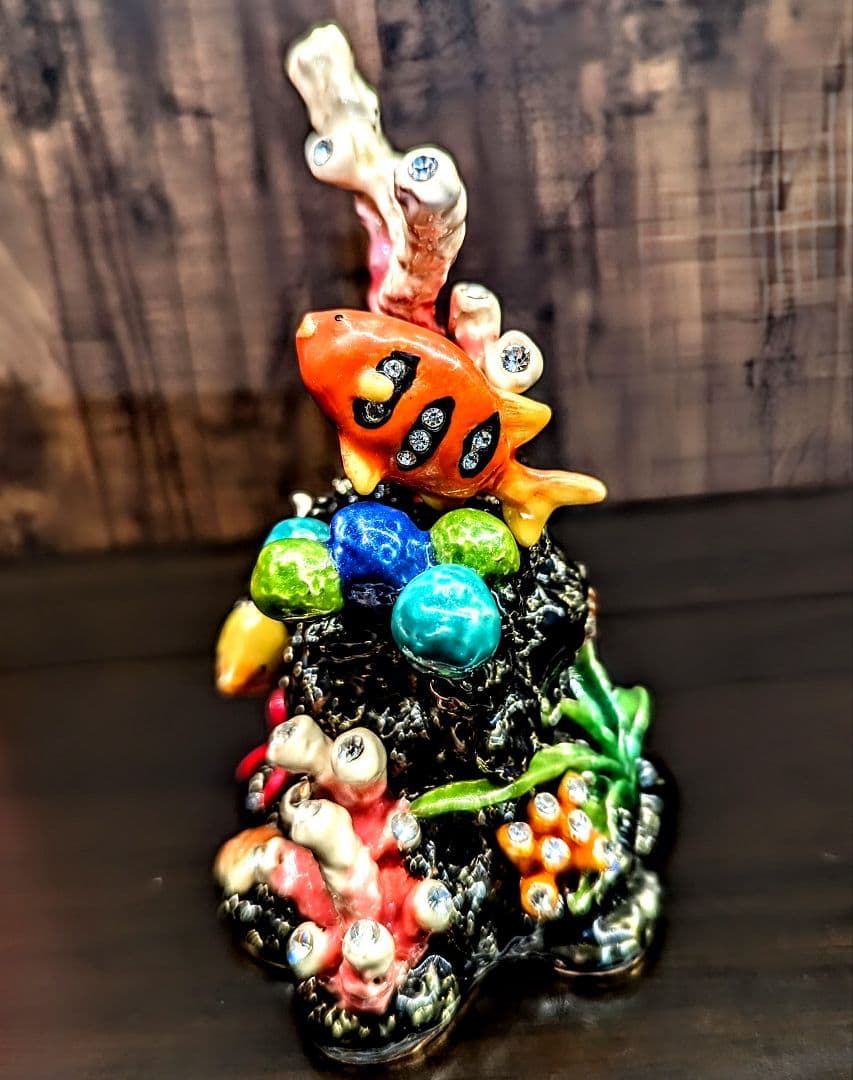 東京銀座PICALS ピィアース ペンギンとサンゴ礁のジュエリーボックス